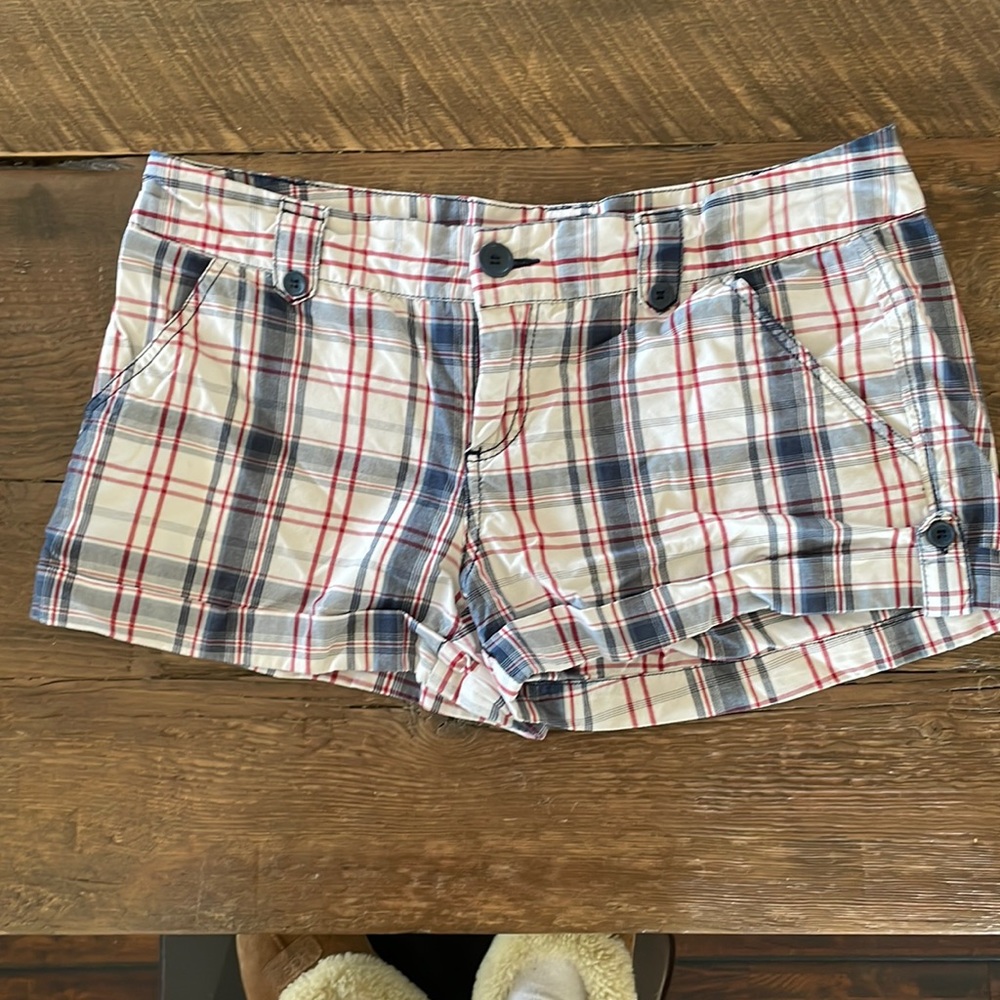 Cuffed shorts